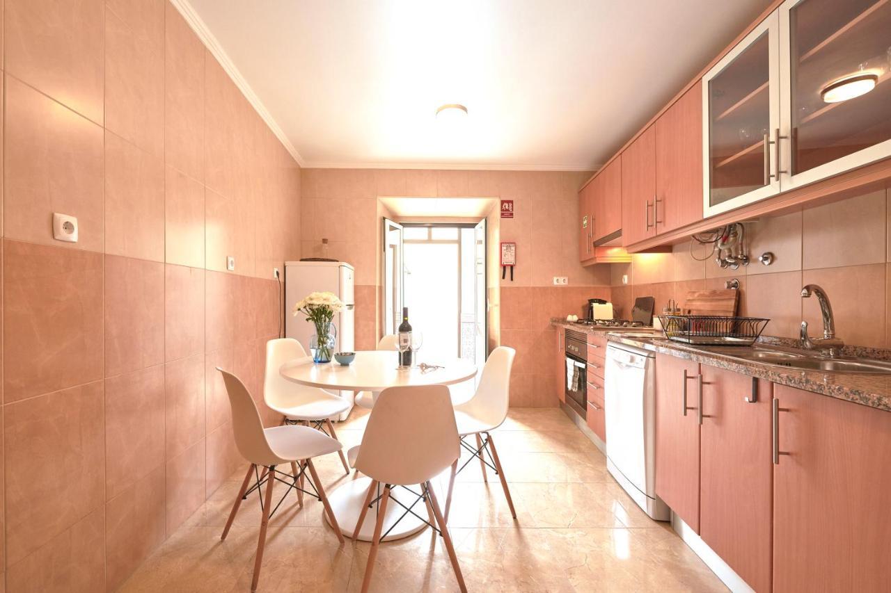 Idyllic With Amazing Courtyard, By Timecooler Appartement *