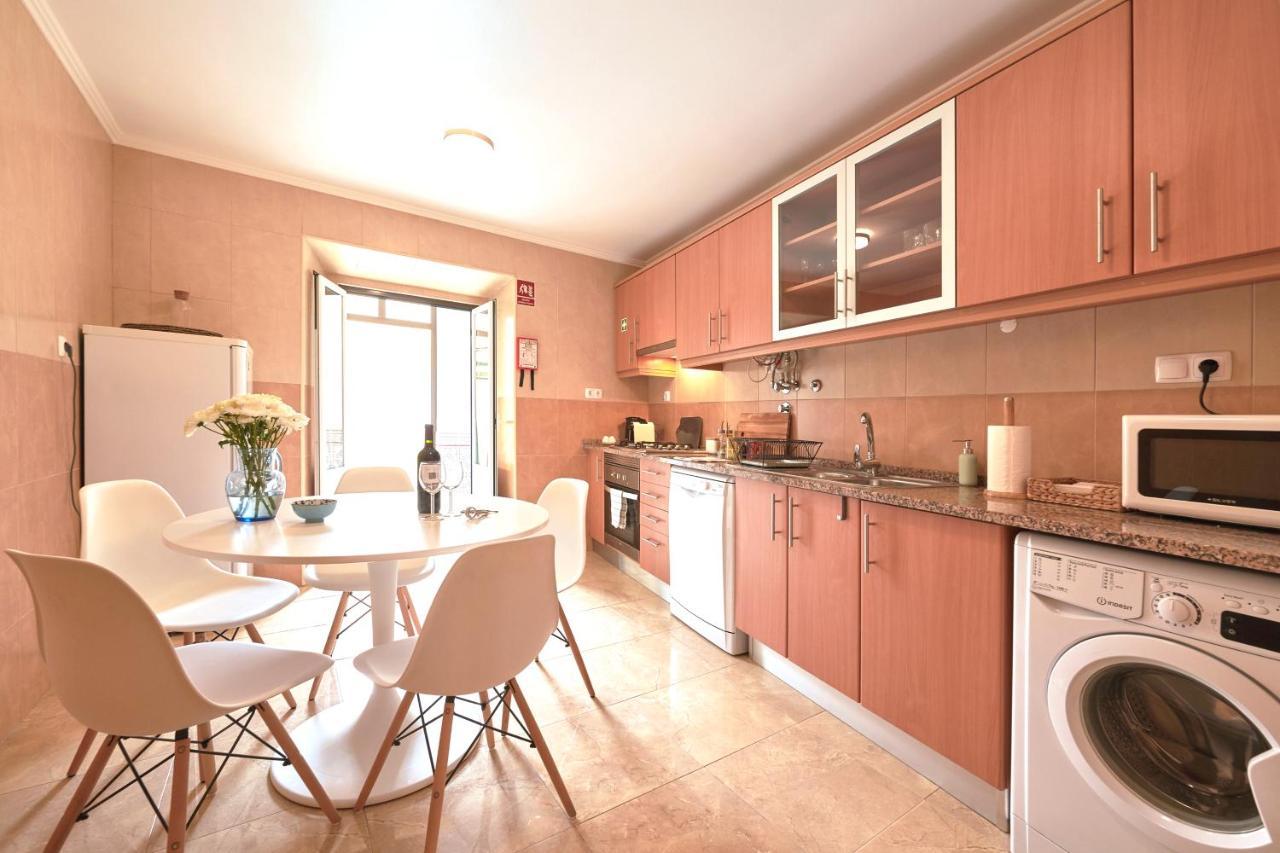 Idyllic With Amazing Courtyard, By Timecooler Apartment Lisbon